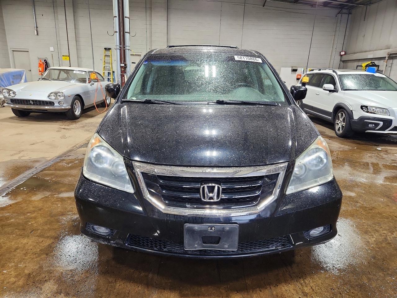 2008 Honda Odyssey Touring Black vin: 5FNRL38898B004619