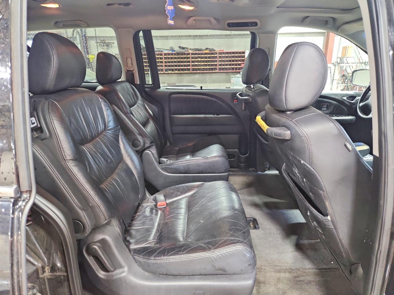 2008 Honda Odyssey Touring Black vin: 5FNRL38898B004619