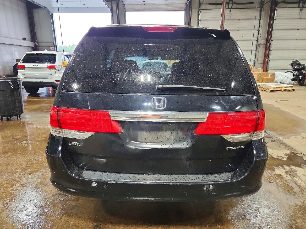 2008 Honda Odyssey Touring Black vin: 5FNRL38898B004619