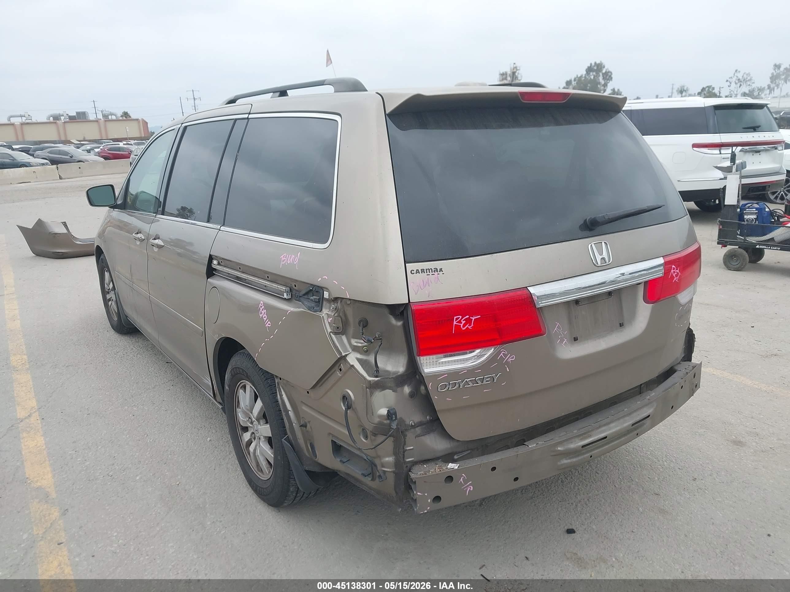 2008 Honda Odyssey Touring Gold vin: 5FNRL38898B044215