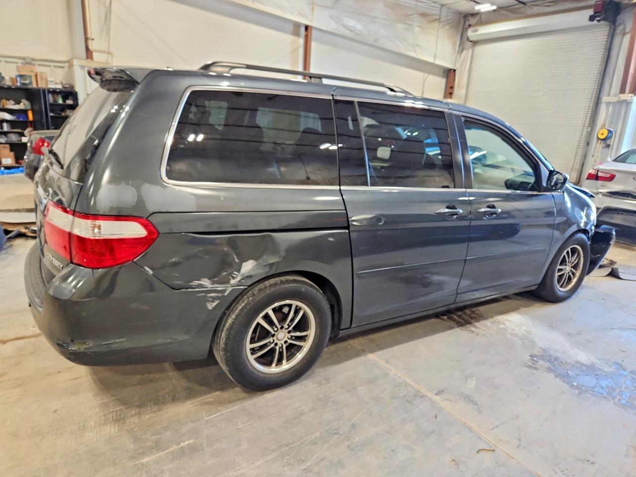 2005 Honda Odyssey Touring Blue vin: 5FNRL388X5B006875