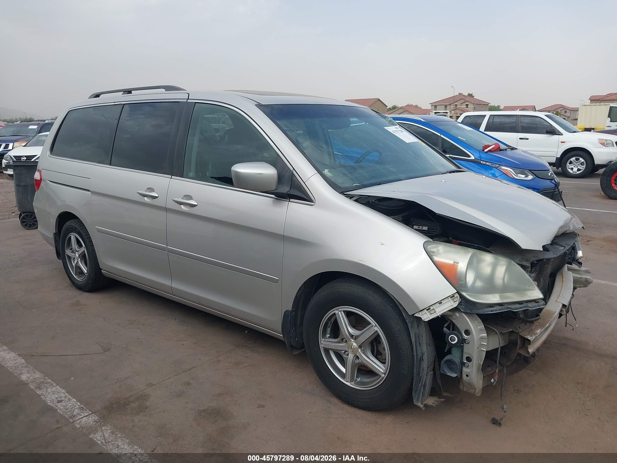 2006 Honda Odyssey Touring Silver vin: 5FNRL388X6B020812