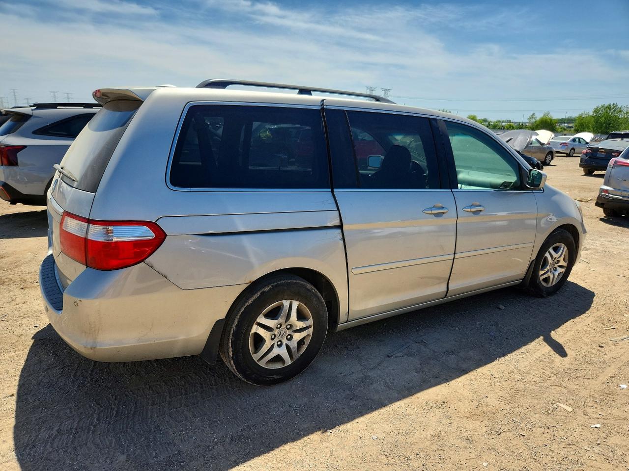 2006 Honda Odyssey Touring Silver vin: 5FNRL388X6B053843
