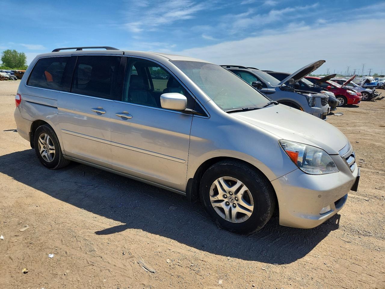 2006 Honda Odyssey Touring Silver vin: 5FNRL388X6B053843
