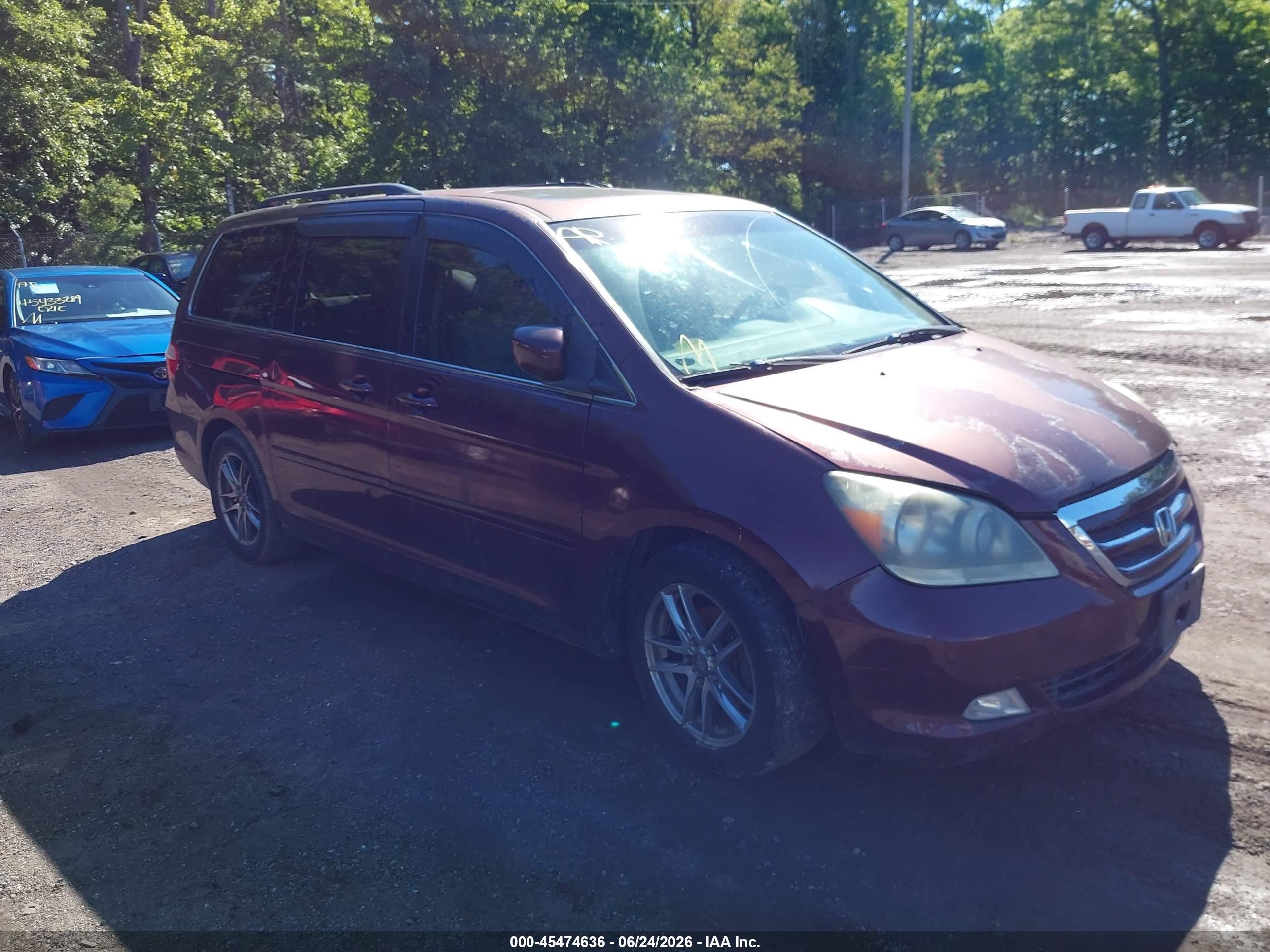 2007 Honda Odyssey Touring Burgundy vin: 5FNRL388X7B048238