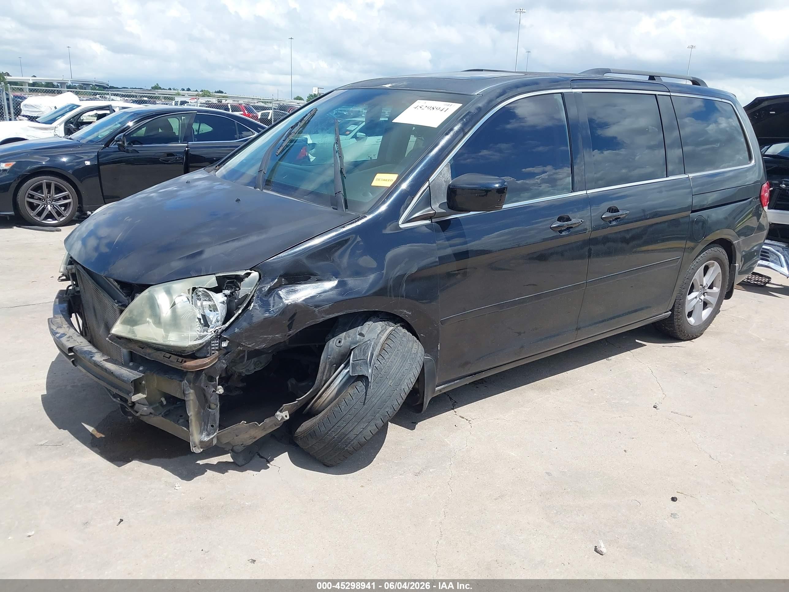 2008 Honda Odyssey Touring Black vin: 5FNRL38908B002198