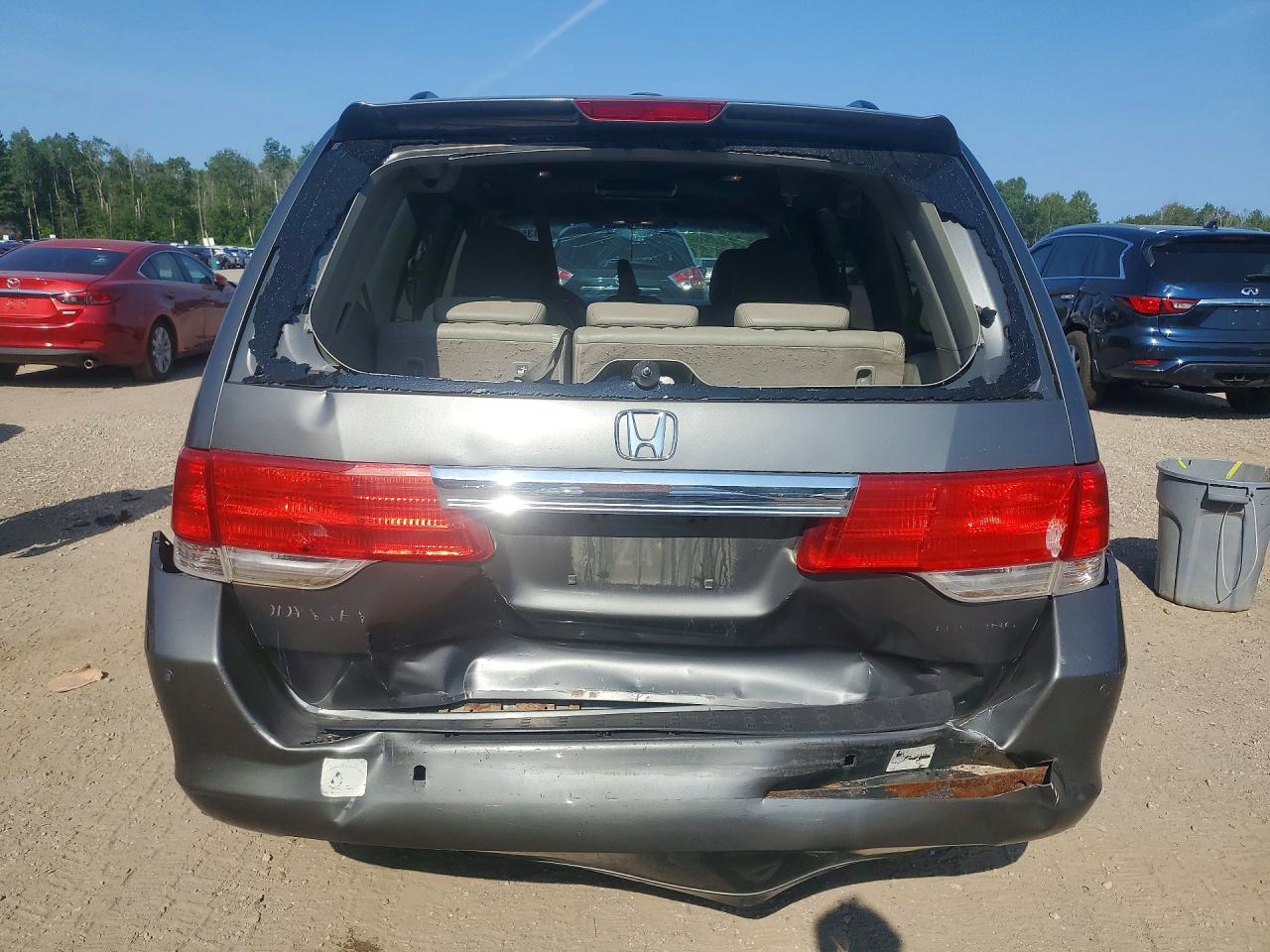 2008 Honda Odyssey Touring Gray vin: 5FNRL38908B044516