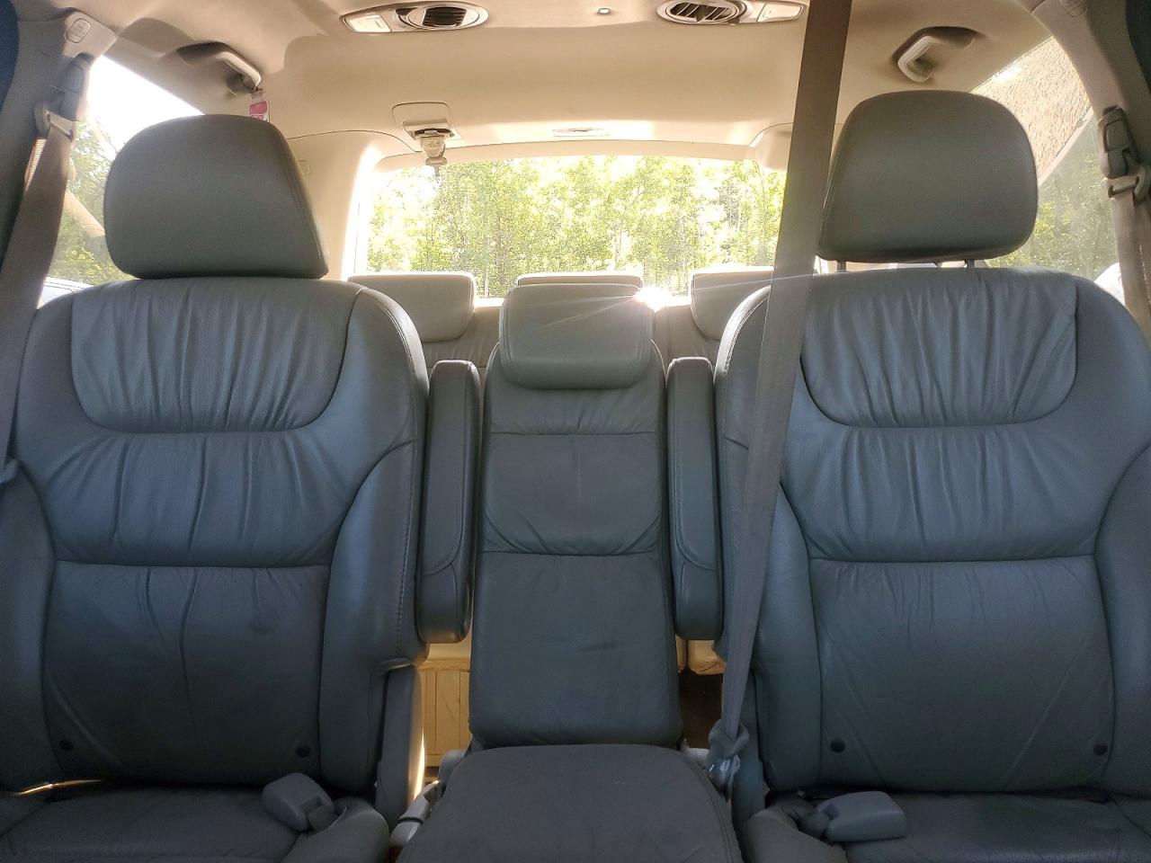 2008 Honda Odyssey Touring Gray vin: 5FNRL38908B044516