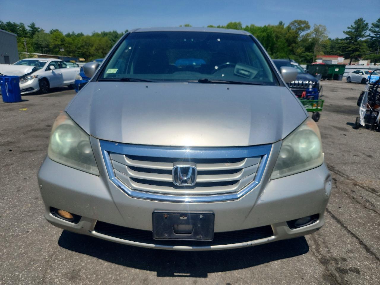 2008 Honda Odyssey Touring Silver vin: 5FNRL38908B061428