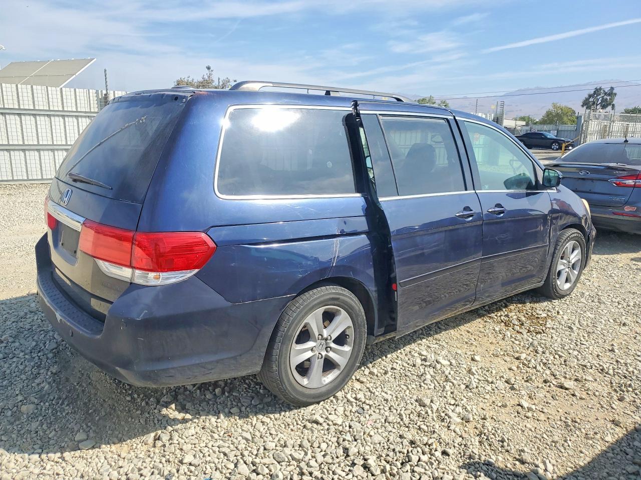 2008 Honda Odyssey Touring Blue vin: 5FNRL38908B065074