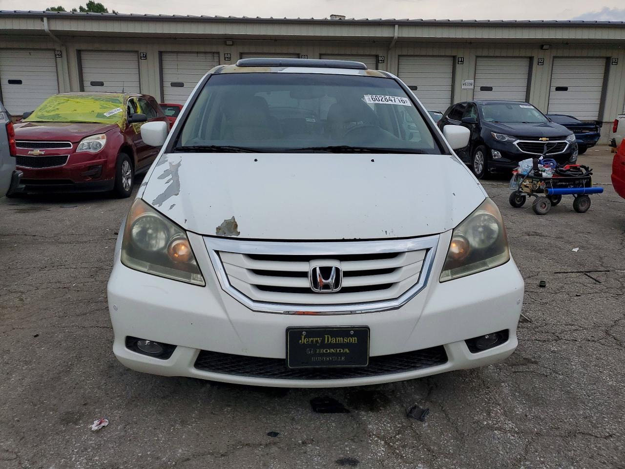 2009 Honda Odyssey Touring White vin: 5FNRL38909B009976