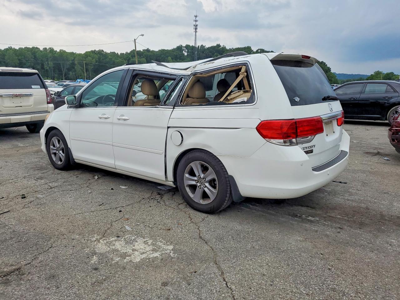 2009 Honda Odyssey Touring White vin: 5FNRL38909B009976