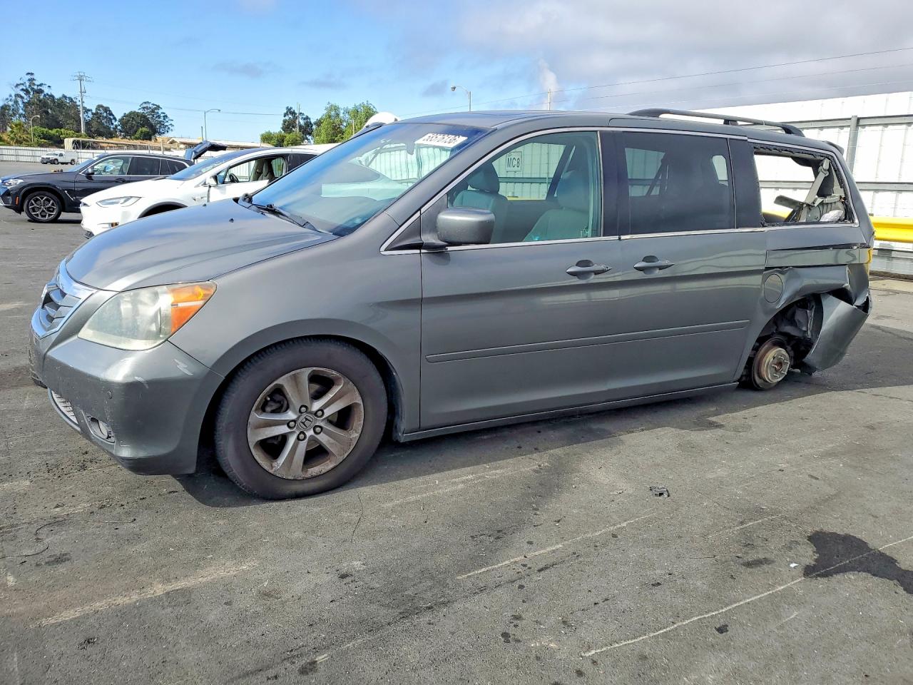 2008 Honda Odyssey Touring Gray vin: 5FNRL38918B014697
