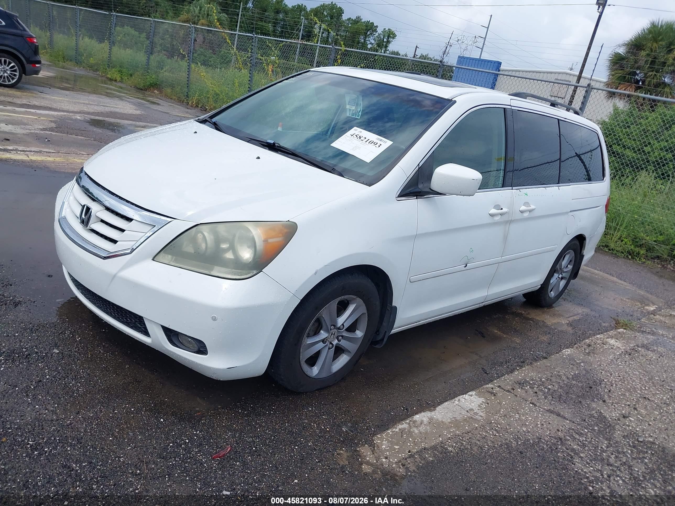 2008 Honda Odyssey Touring White vin: 5FNRL38938B061360