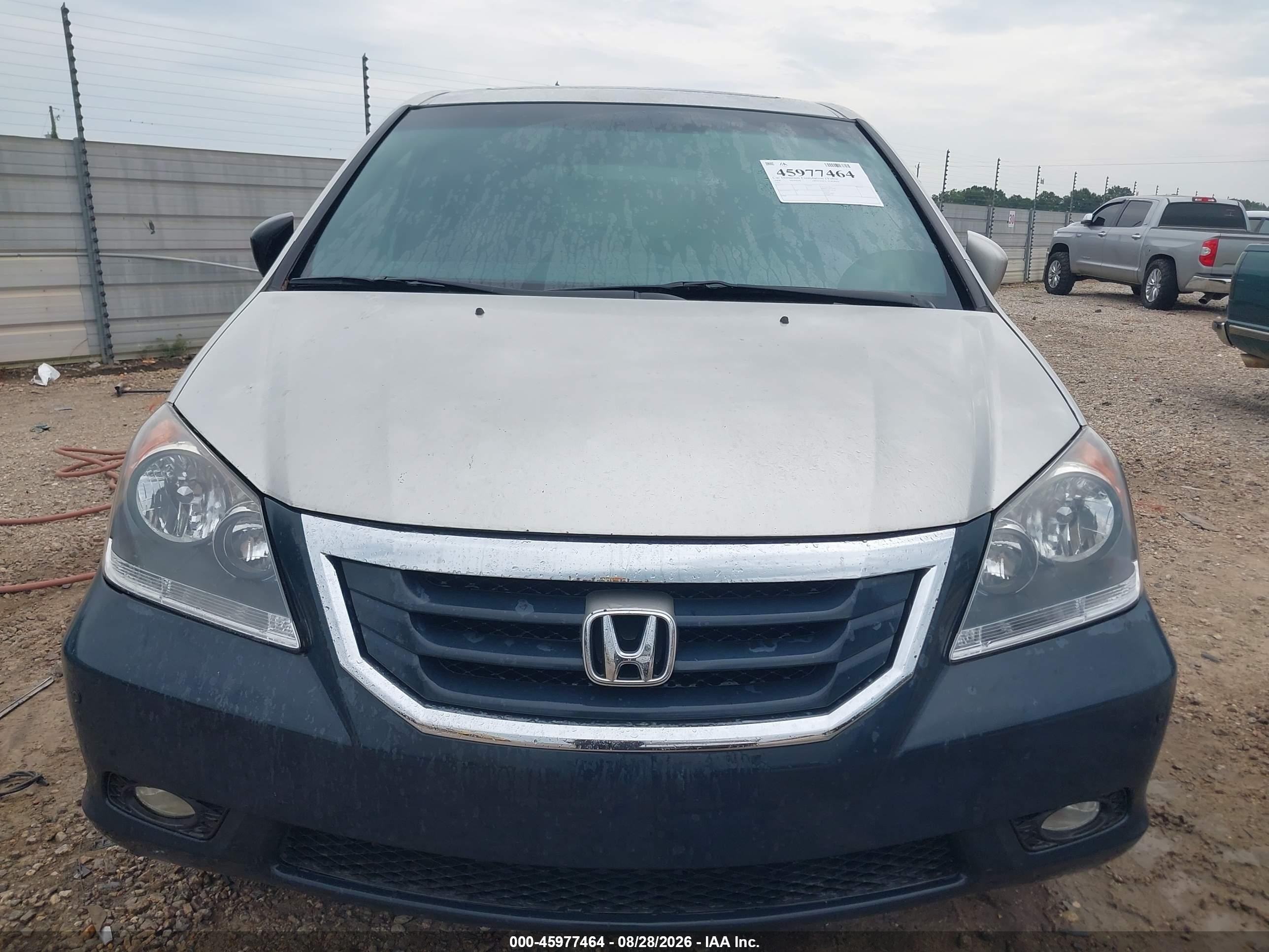 2008 Honda Odyssey Touring Silver vin: 5FNRL38948B016847