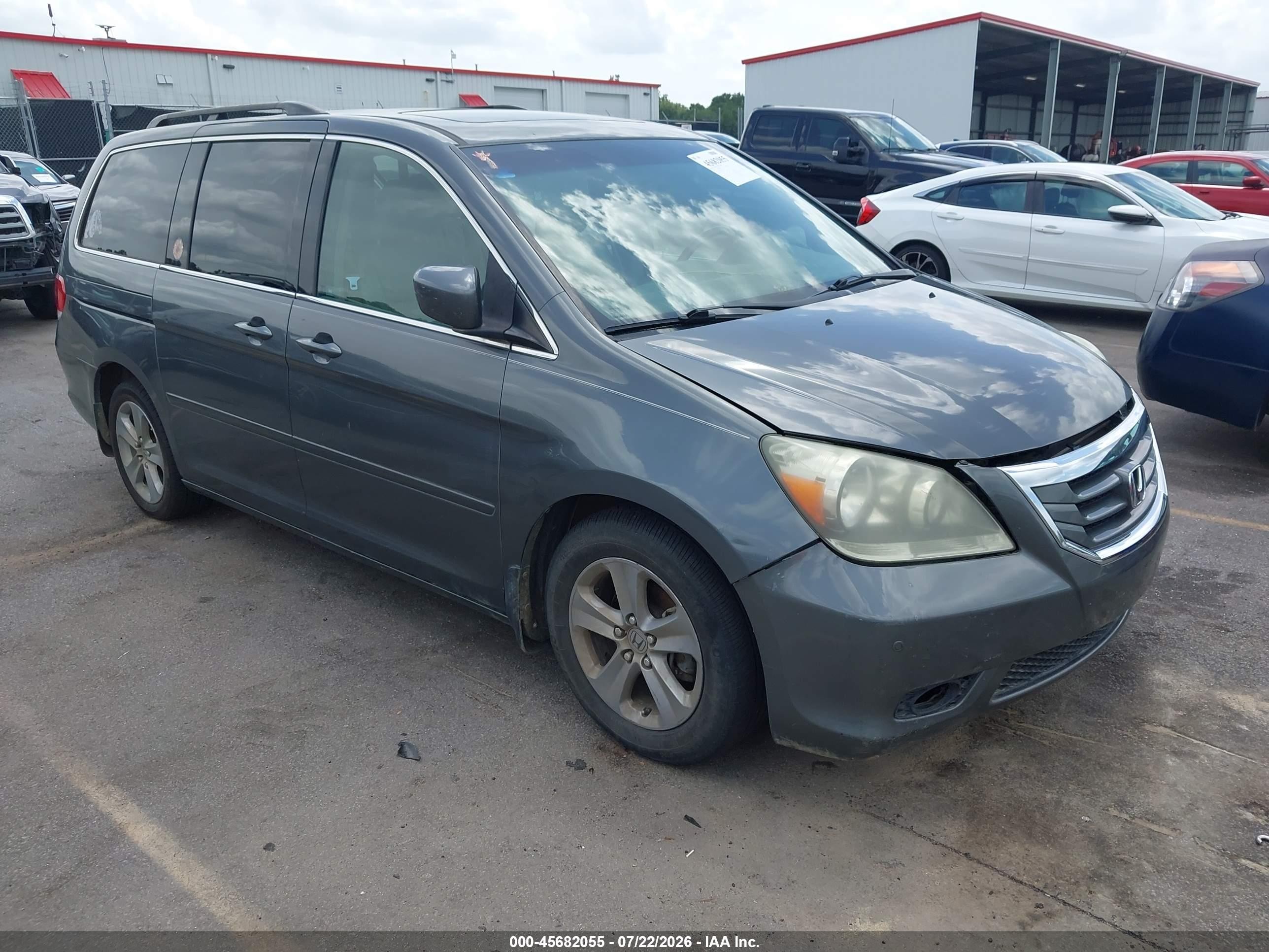 2008 Honda Odyssey Touring Gray vin: 5FNRL38948B069256