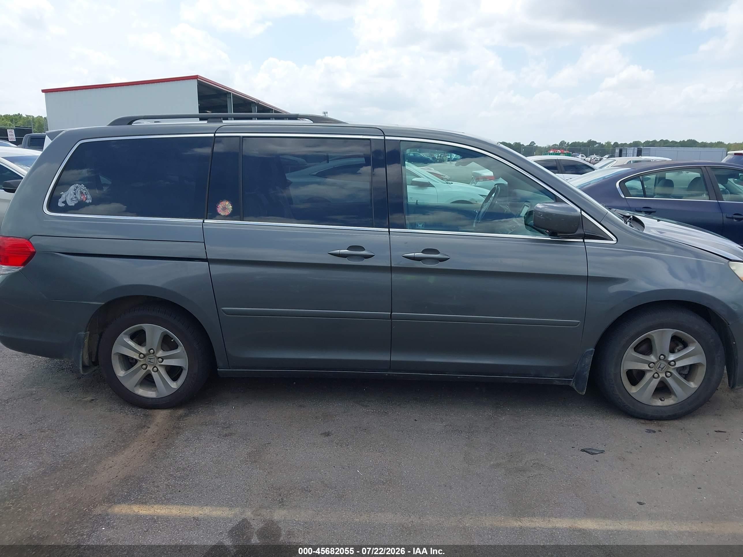 2008 Honda Odyssey Touring Gray vin: 5FNRL38948B069256
