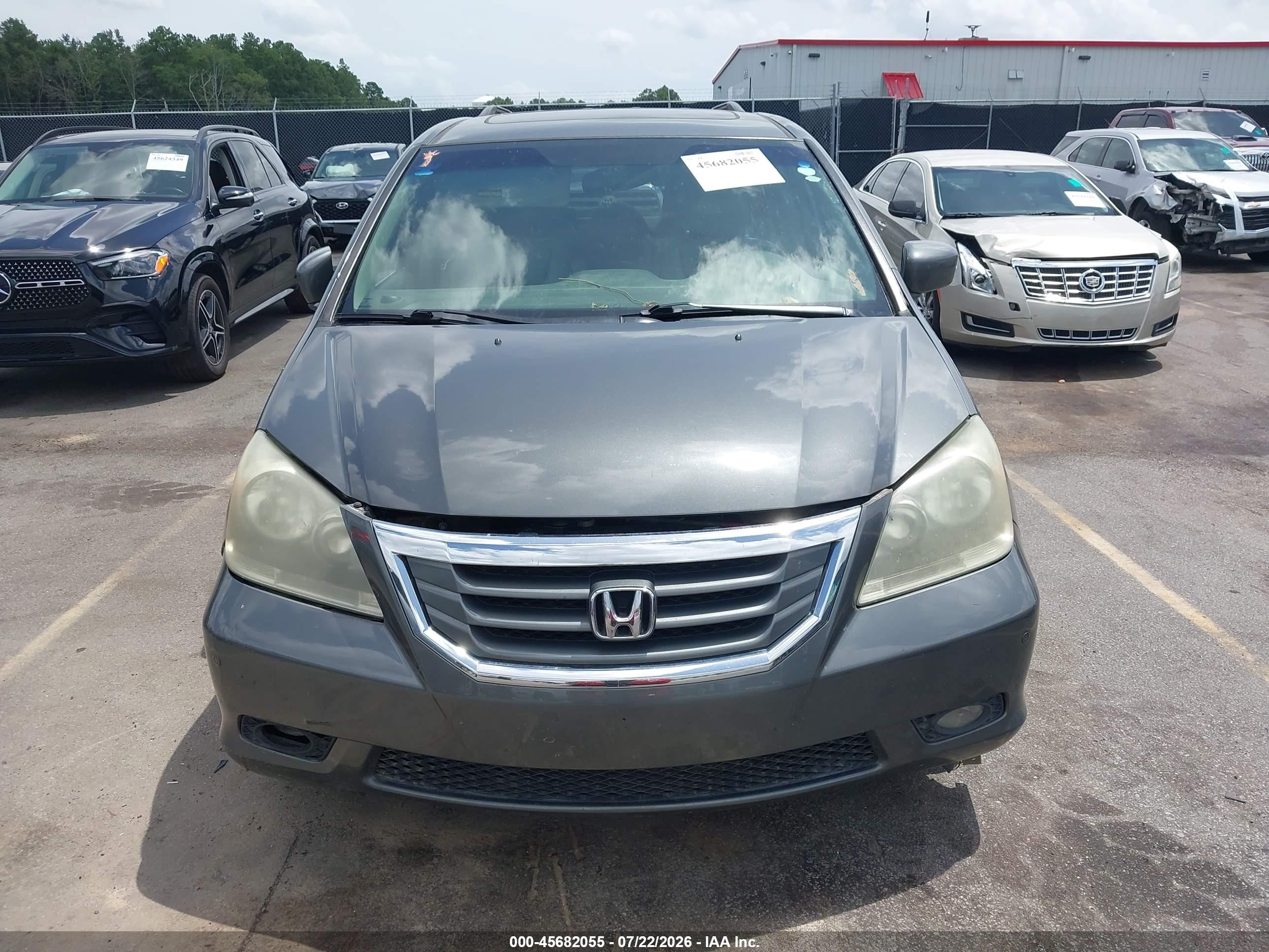 2008 Honda Odyssey Touring Gray vin: 5FNRL38948B069256