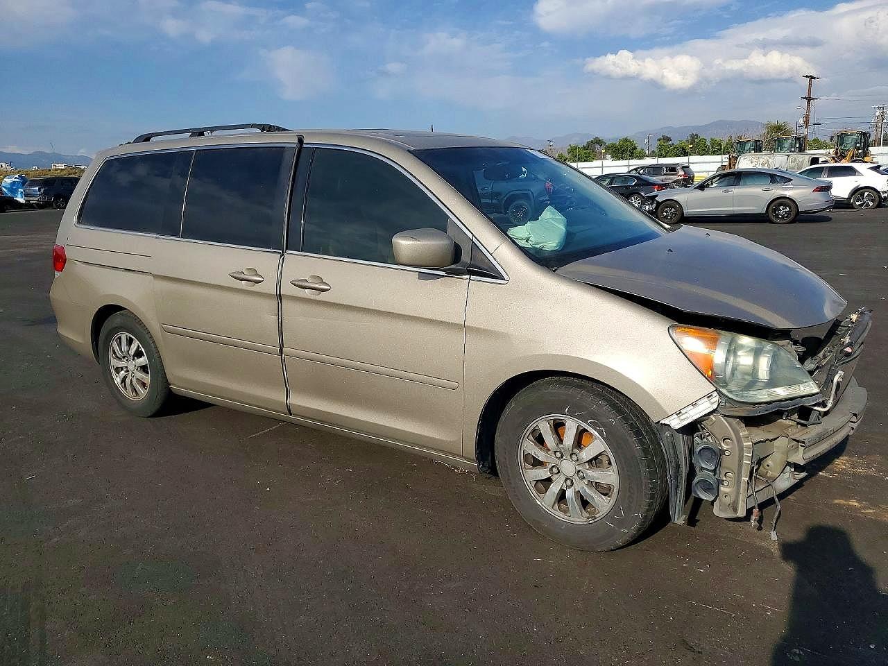 2009 Honda Odyssey Touring Beige vin: 5FNRL38949B034752