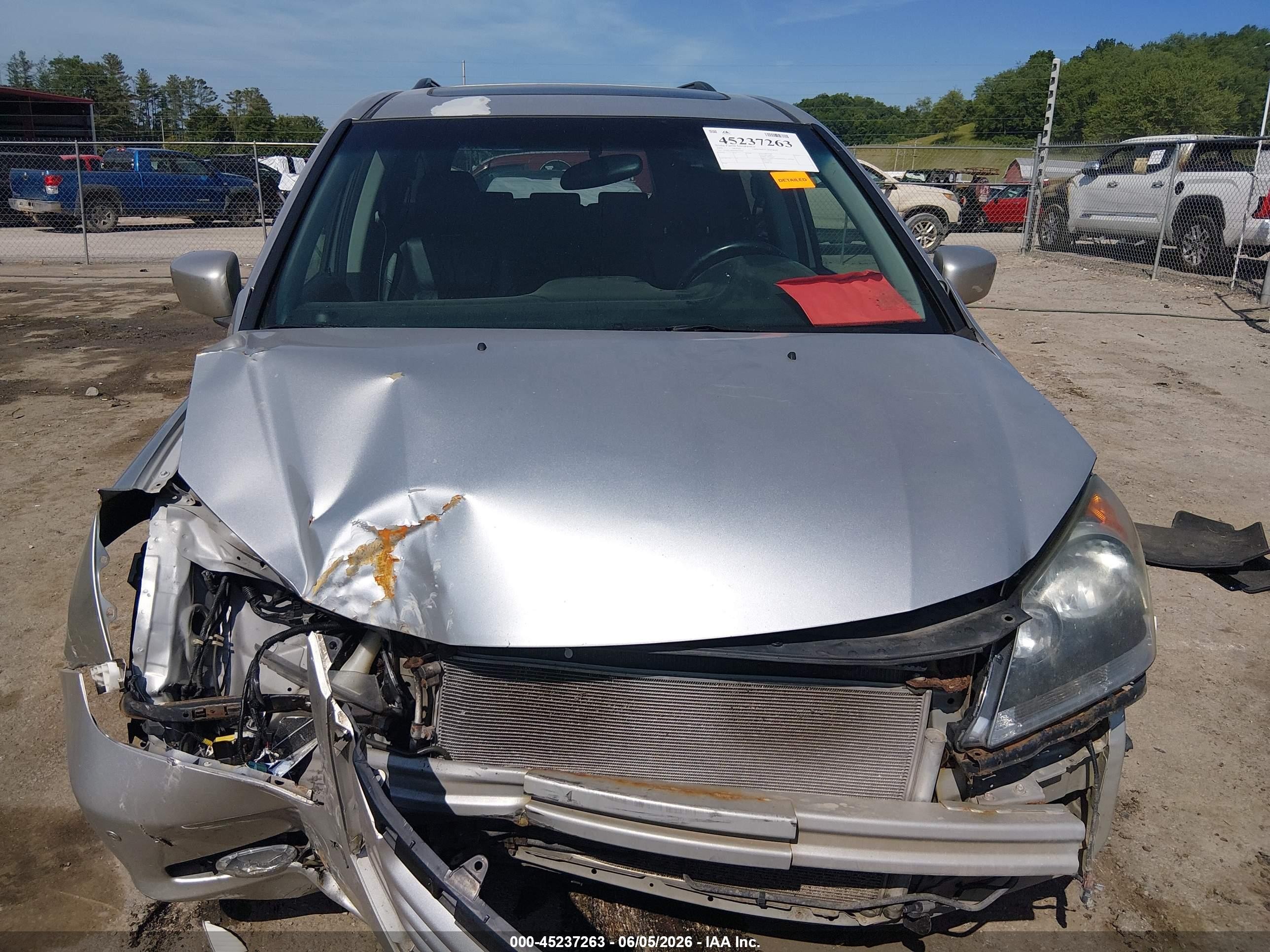 2009 Honda Odyssey Touring Silver vin: 5FNRL38949B039594