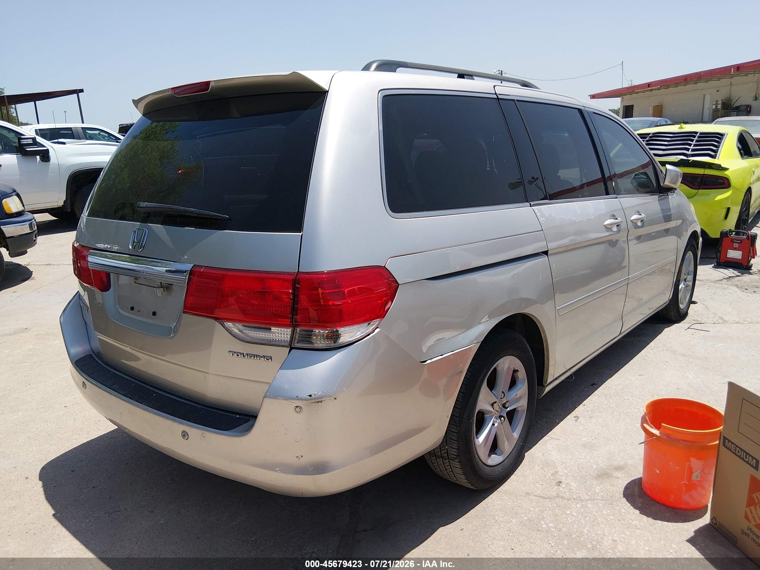 2008 Honda Odyssey Touring Gray vin: 5FNRL38958B024858