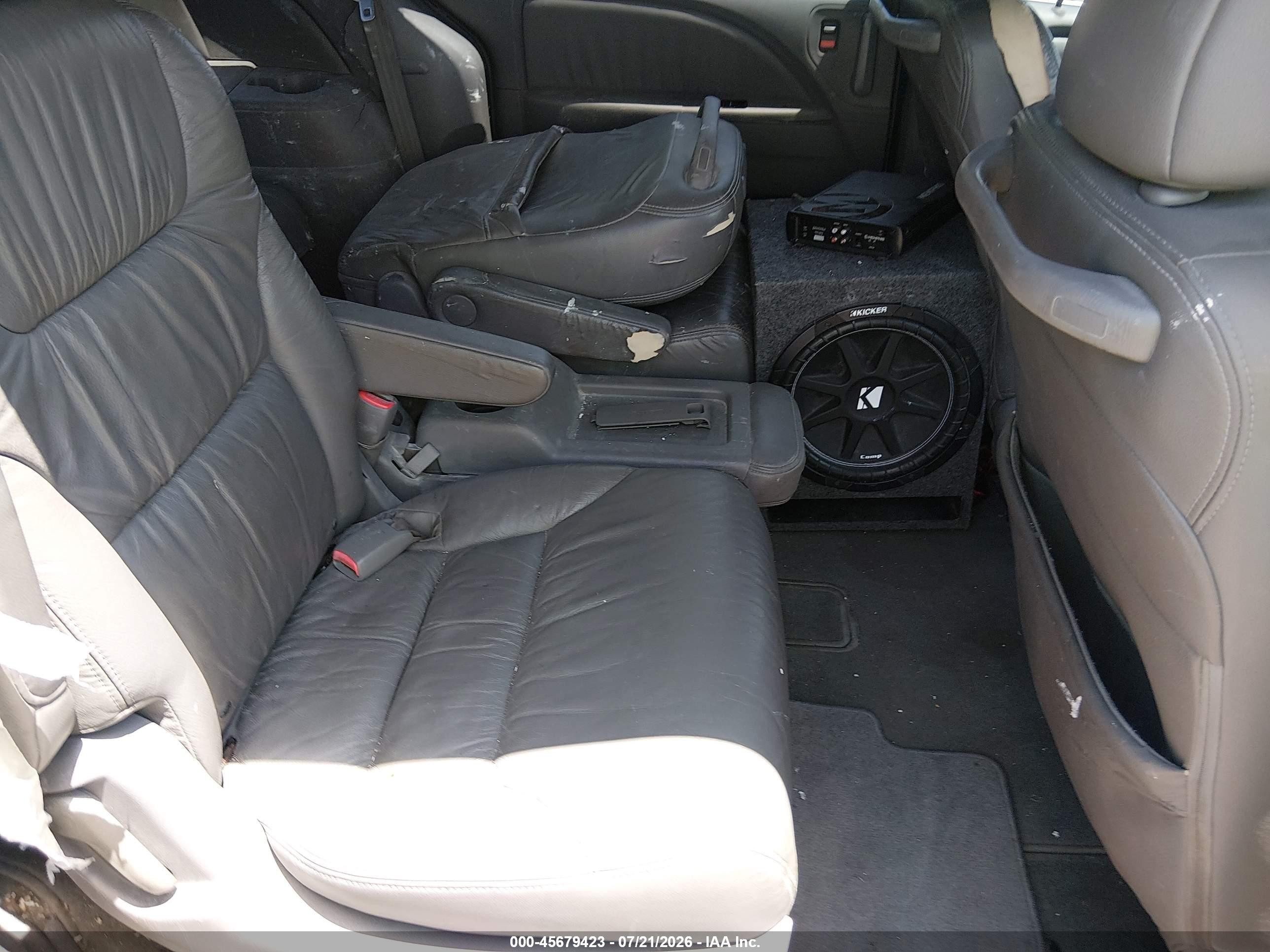 2008 Honda Odyssey Touring Gray vin: 5FNRL38958B024858