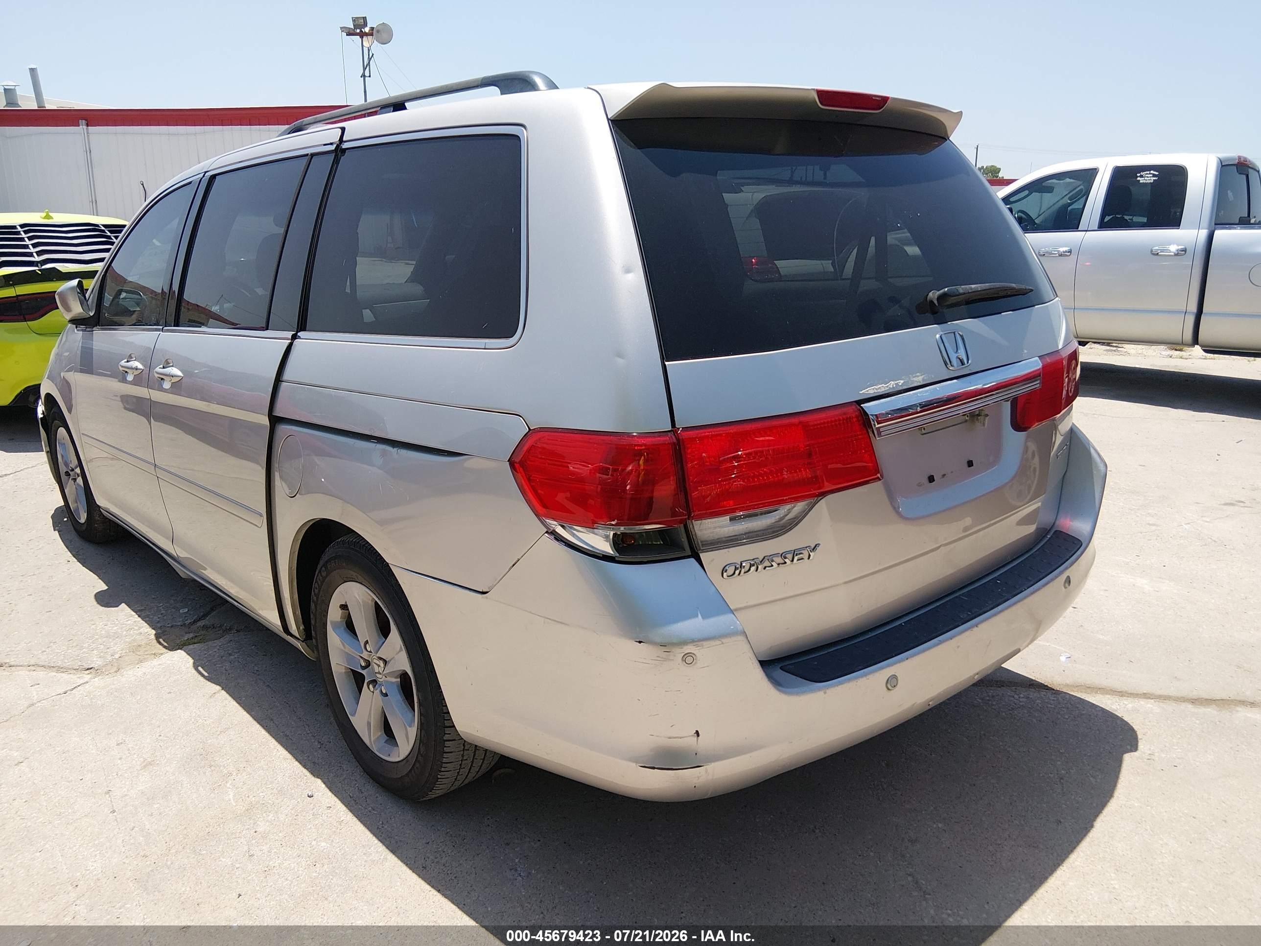 2008 Honda Odyssey Touring Gray vin: 5FNRL38958B024858