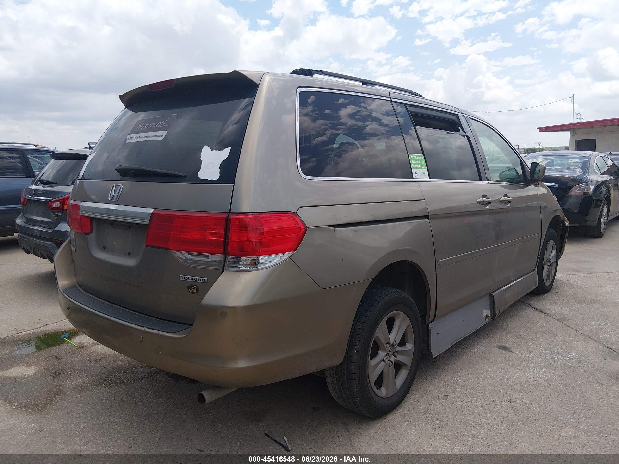 2009 Honda Odyssey Touring Beige vin: 5FNRL38959B052645