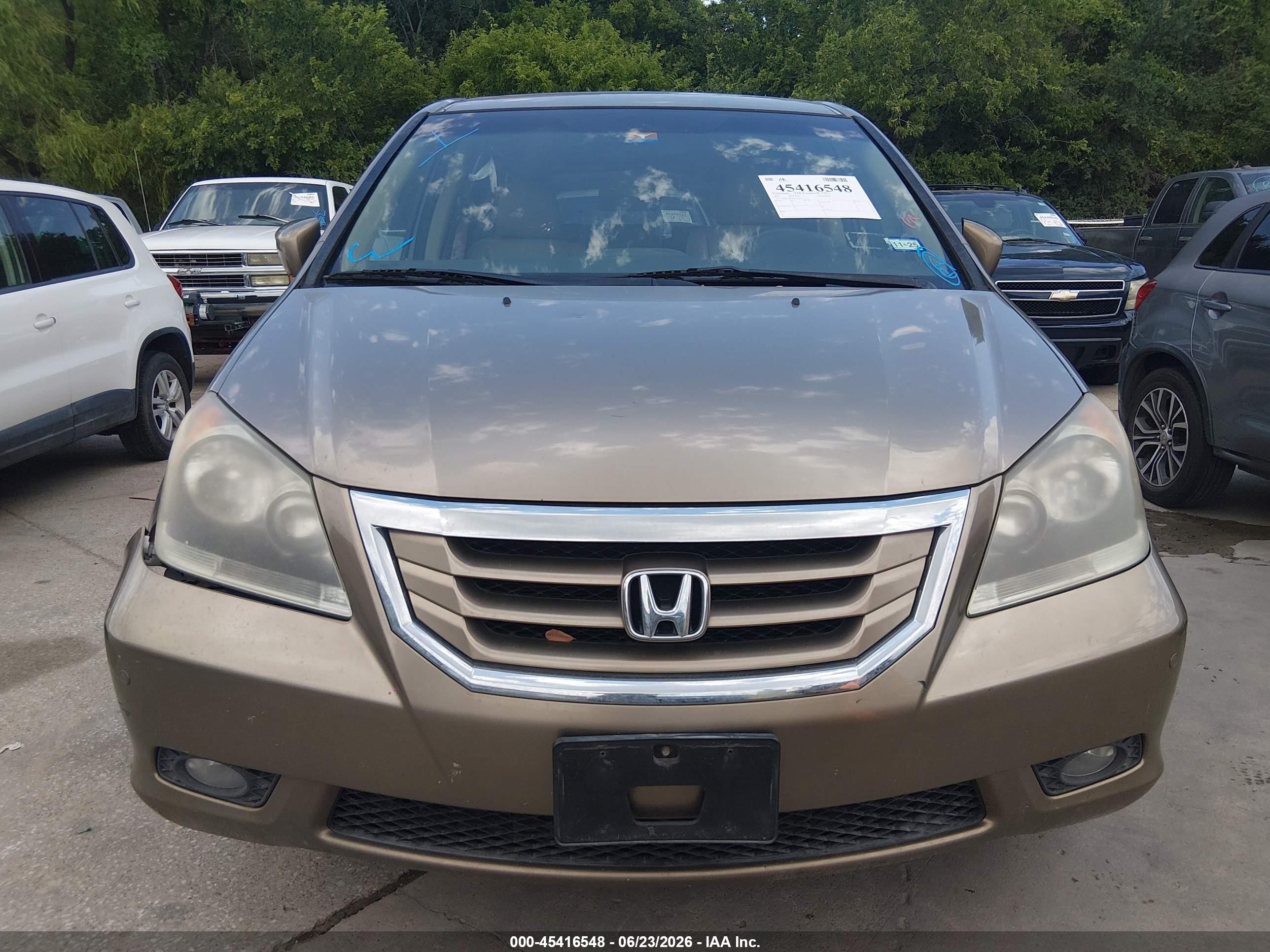 2009 Honda Odyssey Touring Beige vin: 5FNRL38959B052645