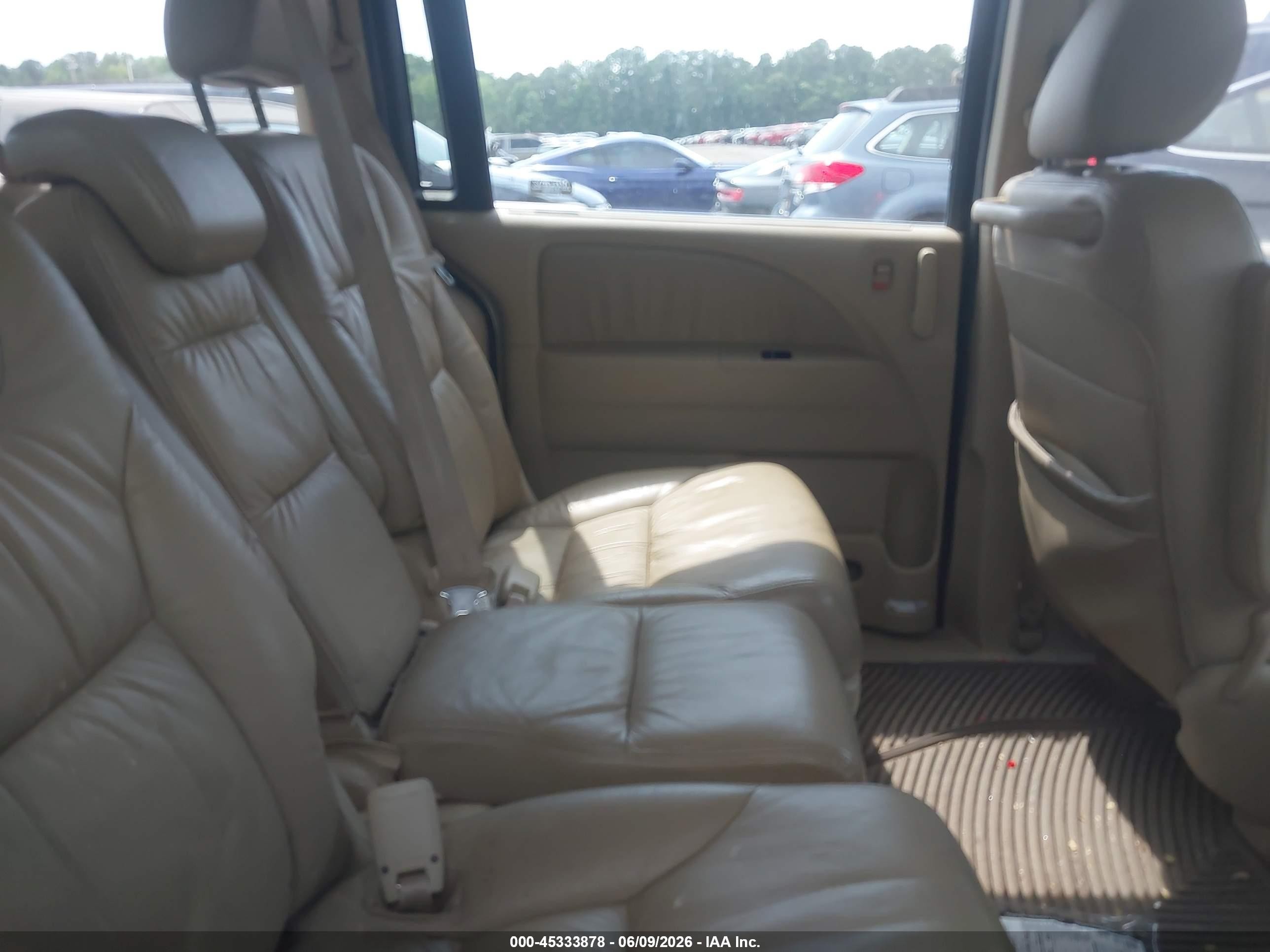 2009 Honda Odyssey Touring Белый vin: 5FNRL38969B005589