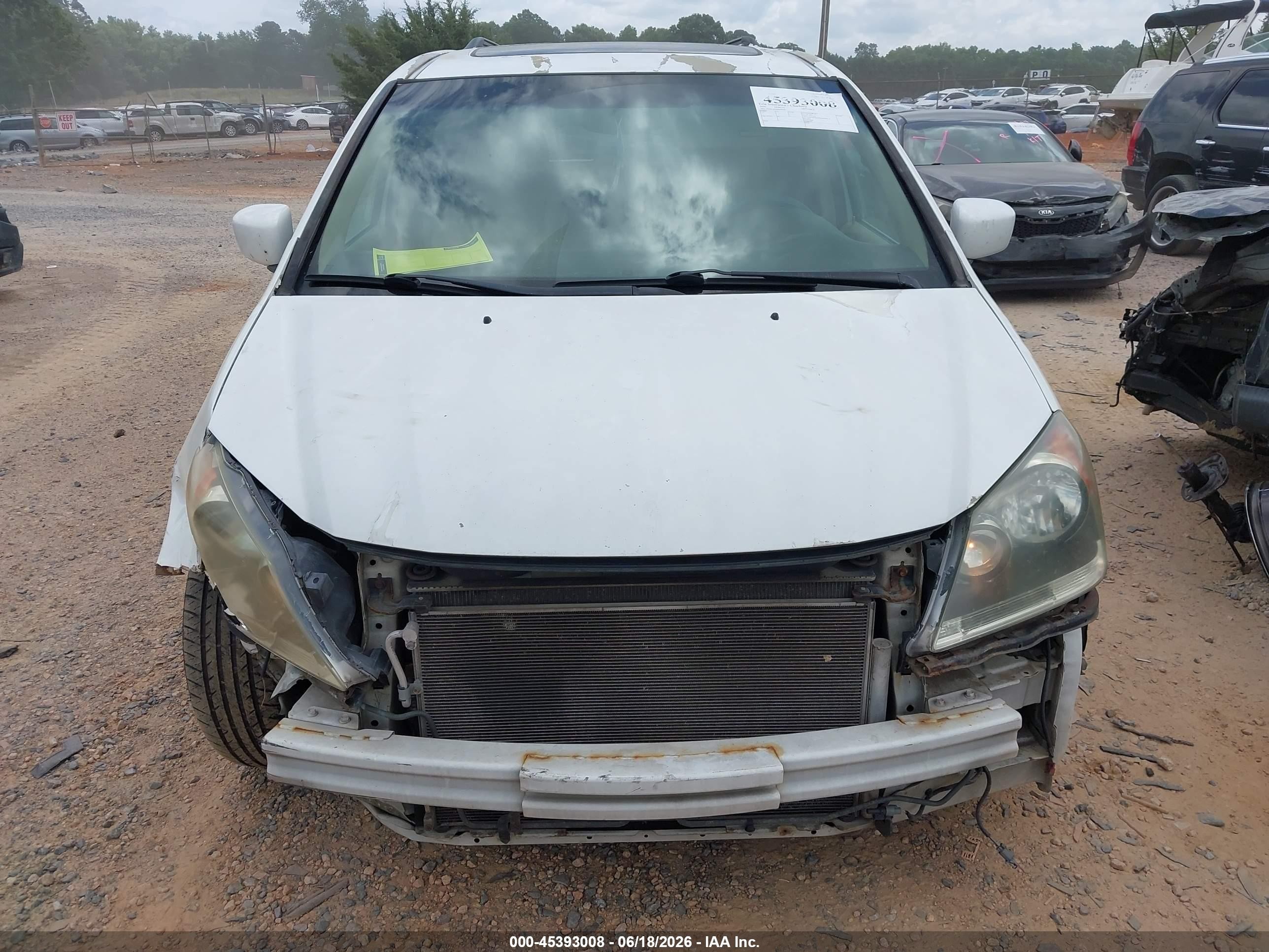 2009 Honda Odyssey Touring White vin: 5FNRL38969B009996