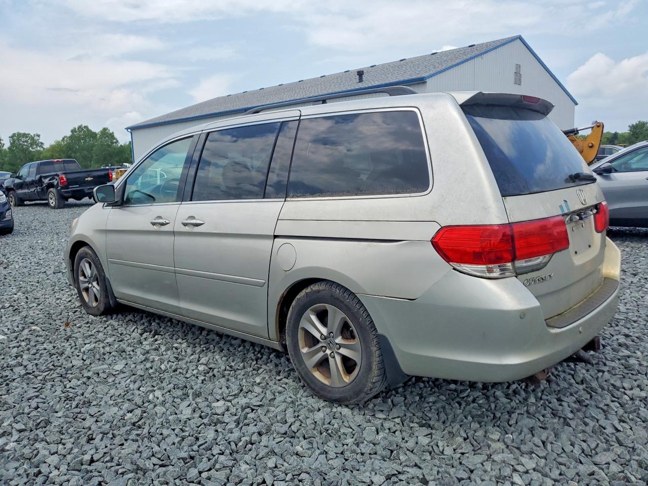 2008 Honda Odyssey Touring Silver vin: 5FNRL38978B004062