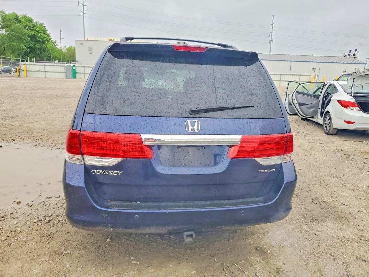 2008 Honda Odyssey Touring Blue vin: 5FNRL38978B015952