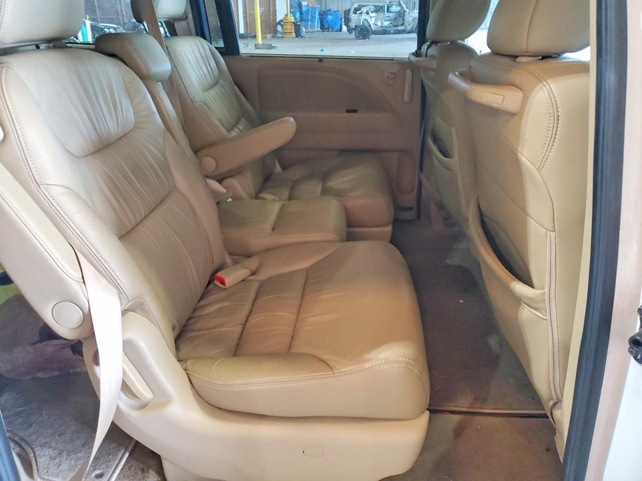 2008 Honda Odyssey Touring Белый vin: 5FNRL38978B028264