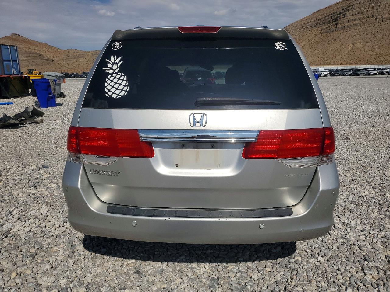 2008 Honda Odyssey Touring Silver vin: 5FNRL38978B092983