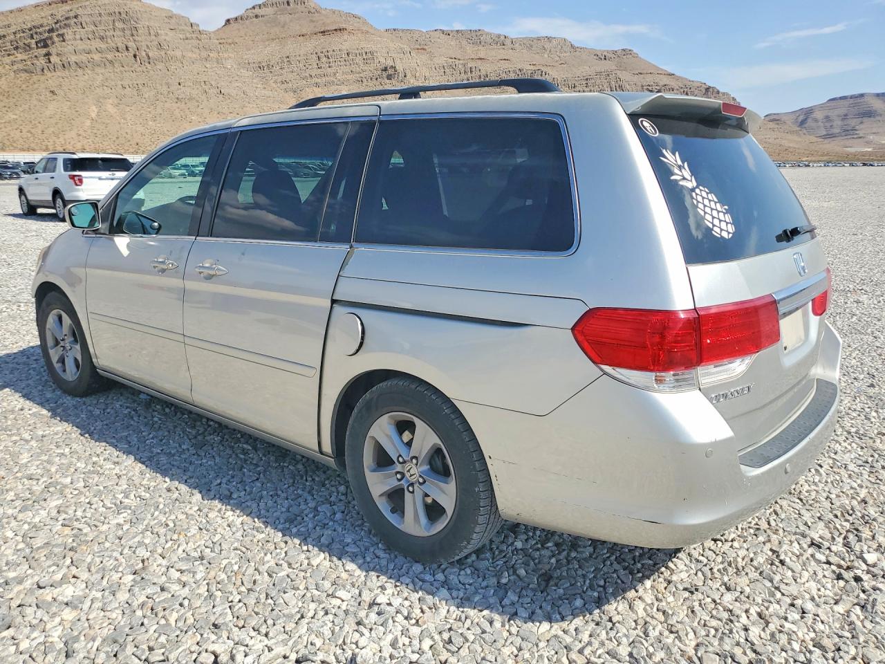 2008 Honda Odyssey Touring Silver vin: 5FNRL38978B092983
