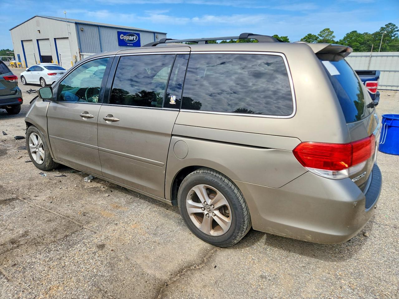 2009 Honda Odyssey Touring Gold vin: 5FNRL38979B013202