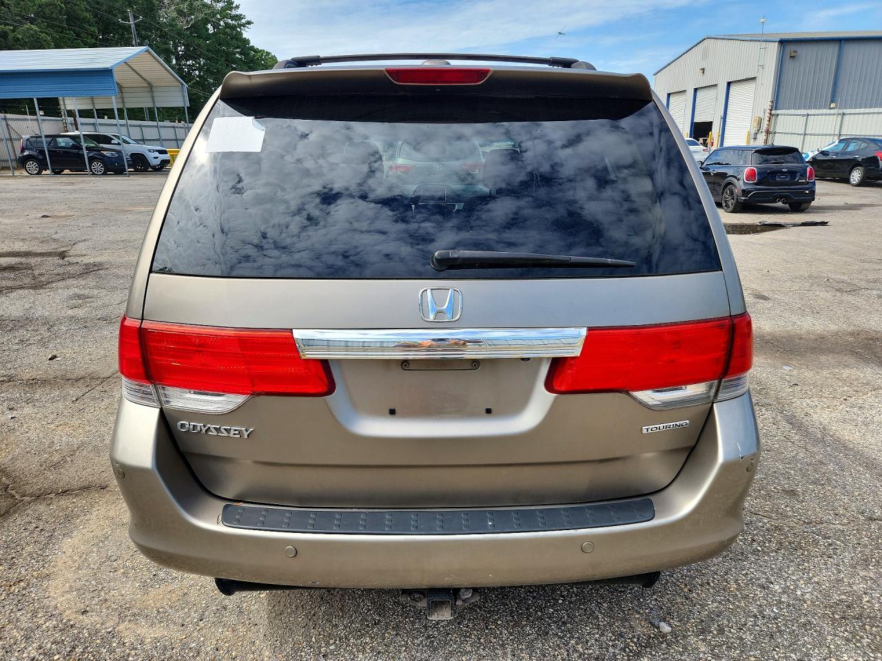 2009 Honda Odyssey Touring Gold vin: 5FNRL38979B013202