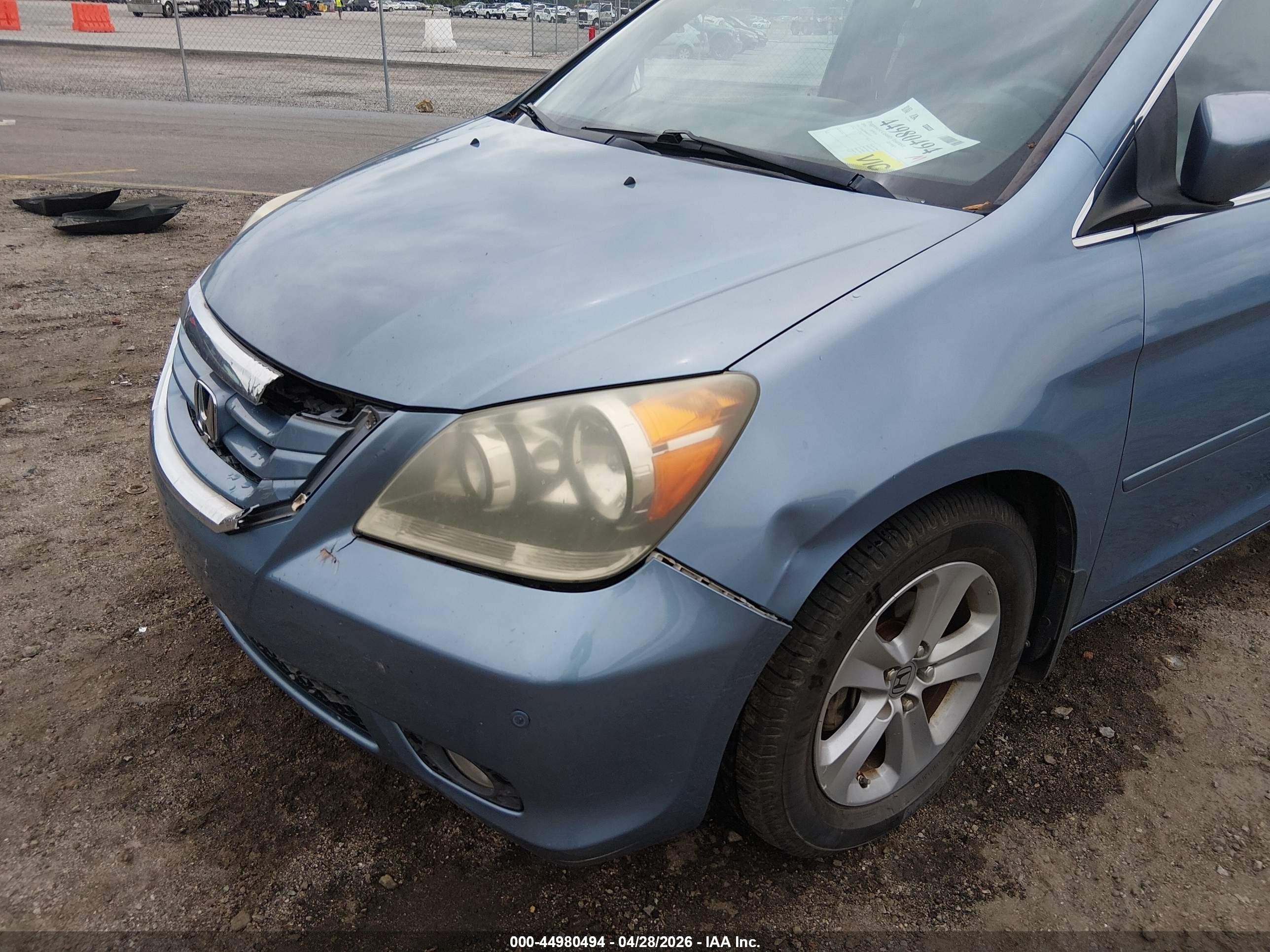 2008 Honda Odyssey Touring Blue vin: 5FNRL38988B010775