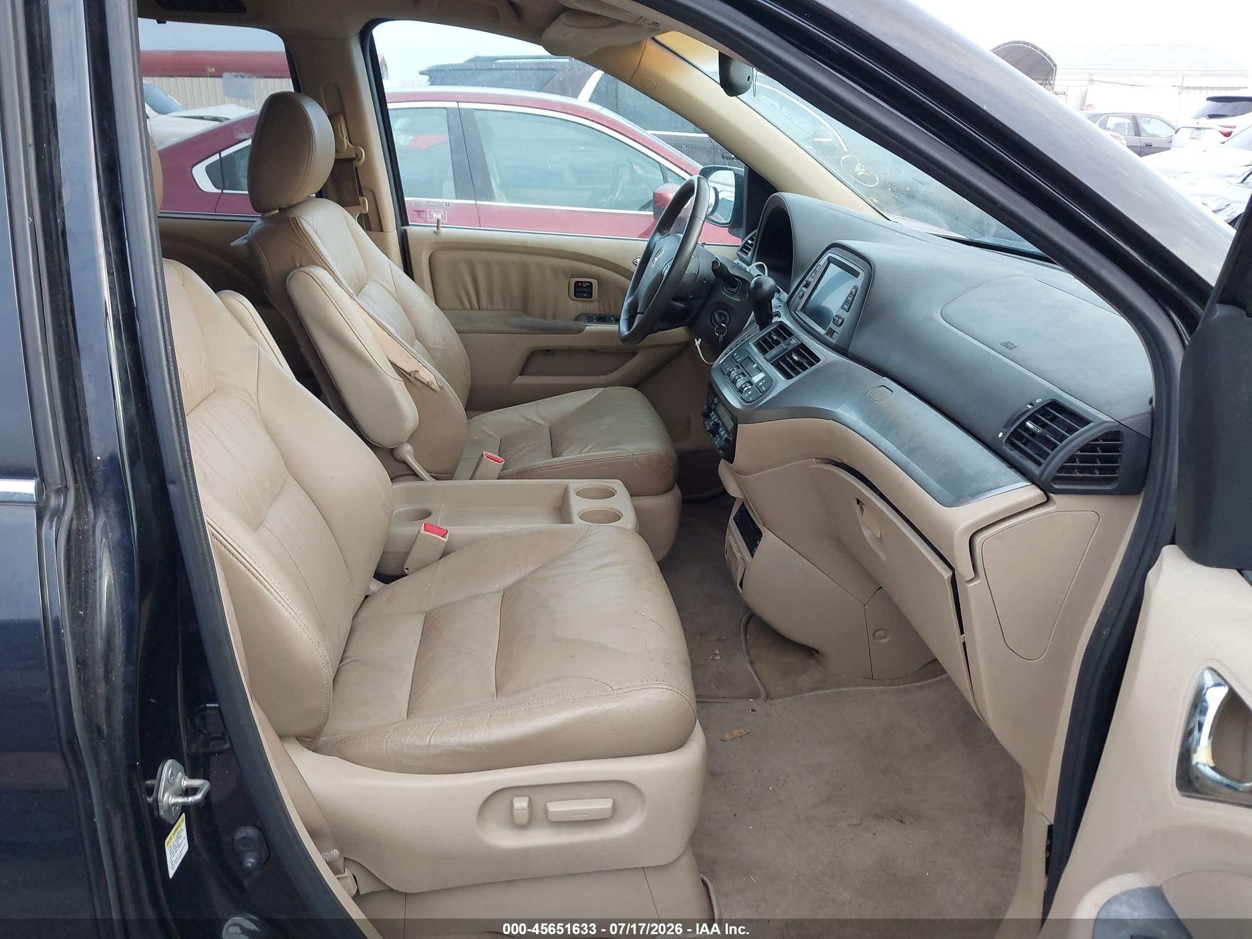 2008 Honda Odyssey Touring Black vin: 5FNRL38988B067204