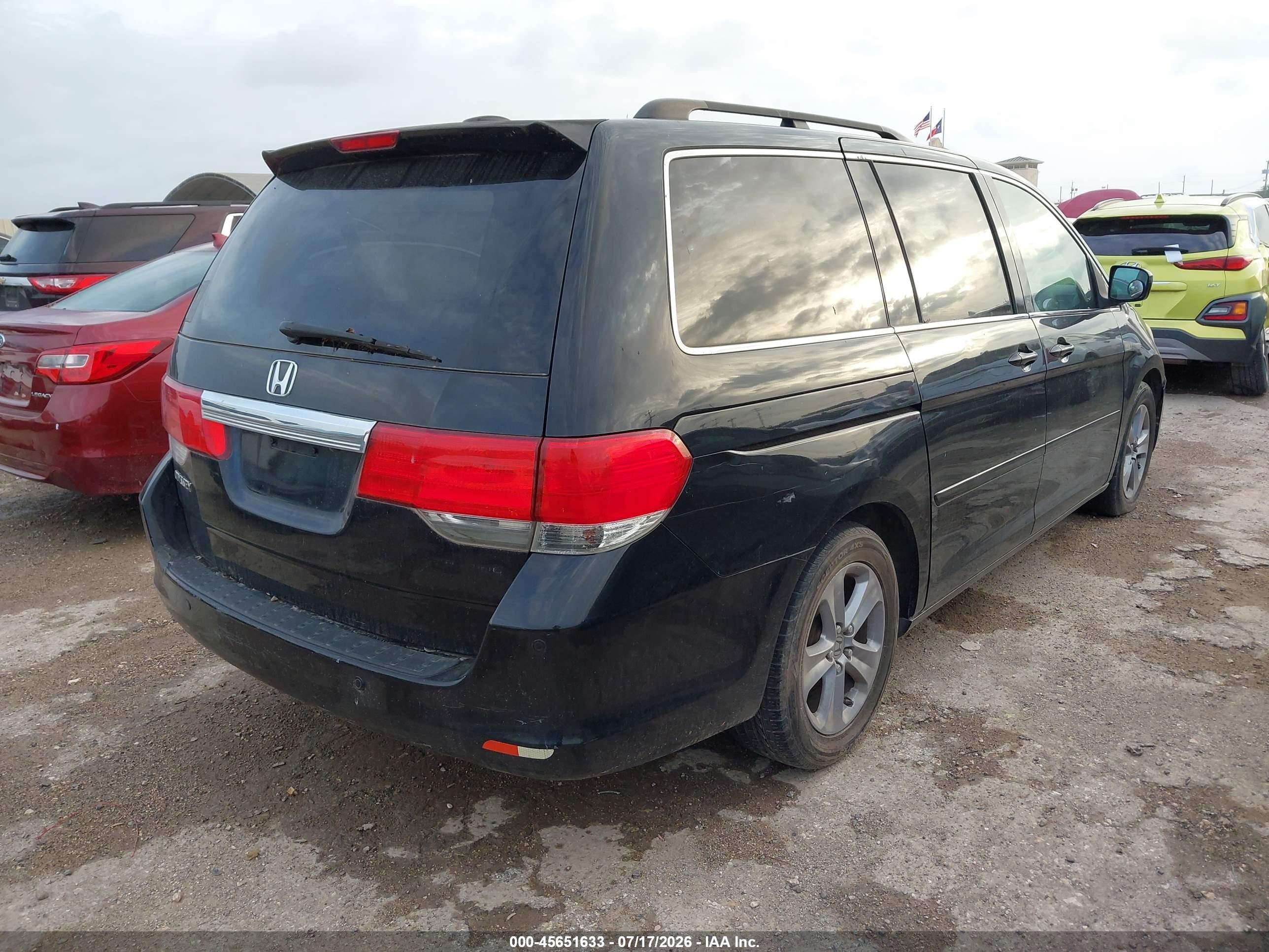 2008 Honda Odyssey Touring Black vin: 5FNRL38988B067204