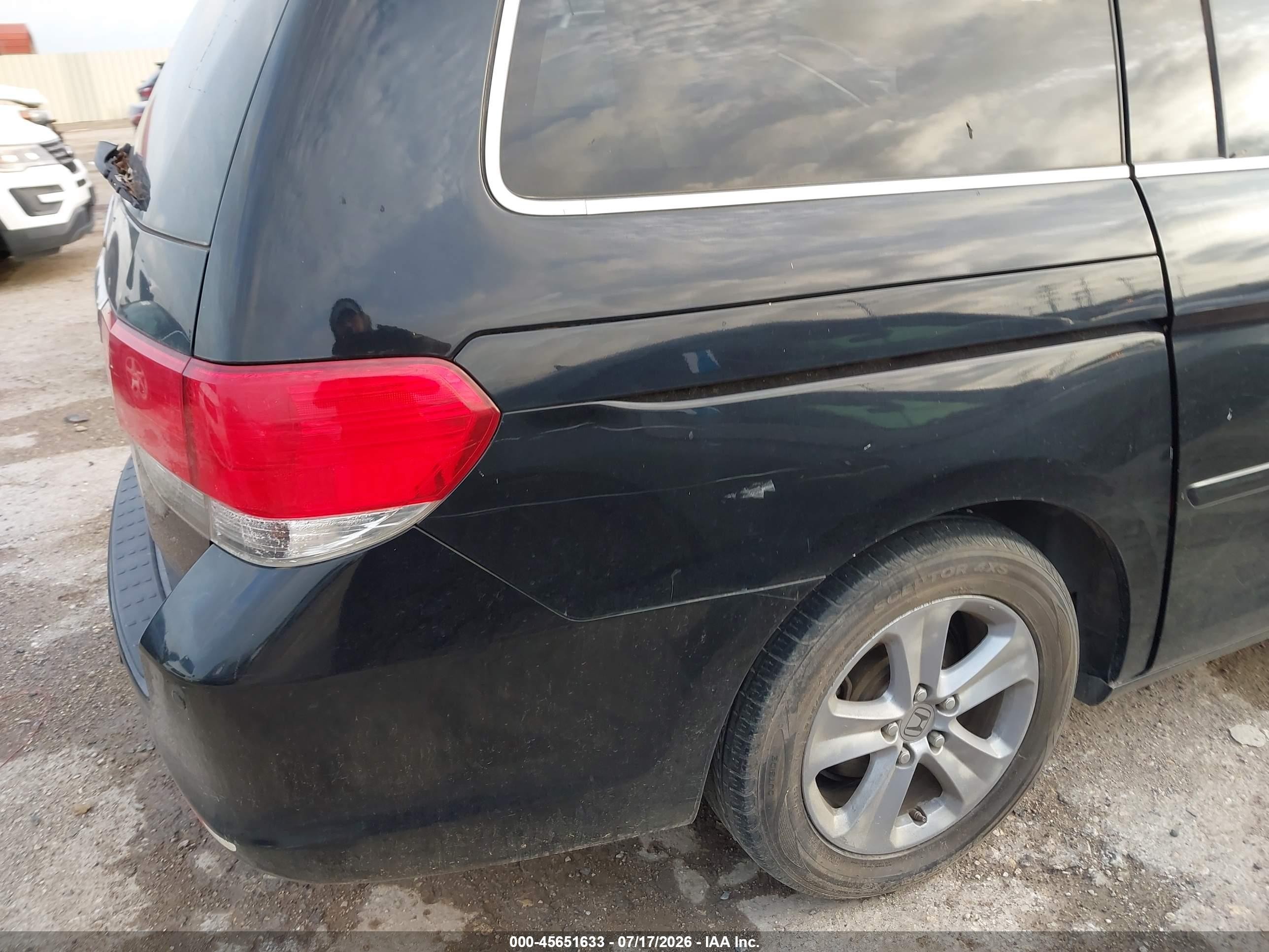 2008 Honda Odyssey Touring Black vin: 5FNRL38988B067204
