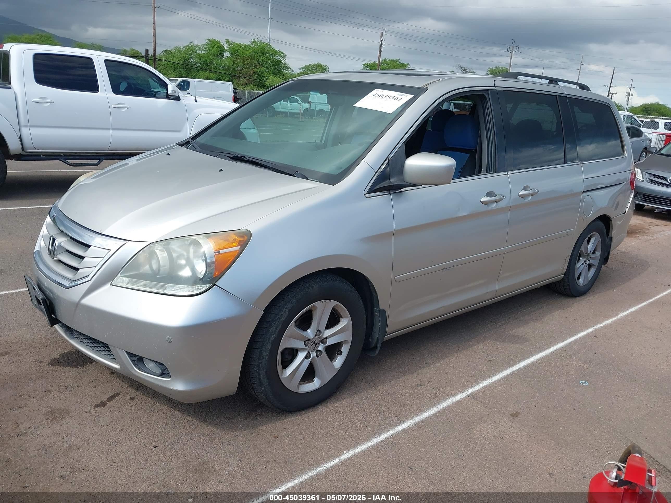 2009 Honda Odyssey Touring Silver vin: 5FNRL38989B059542