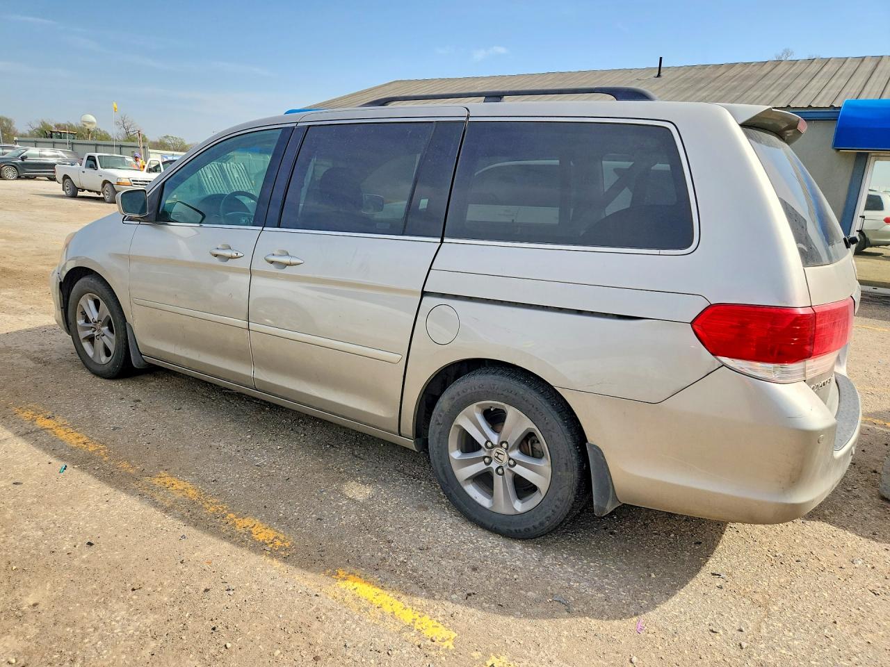 2008 Honda Odyssey Touring Silver vin: 5FNRL38998B043154