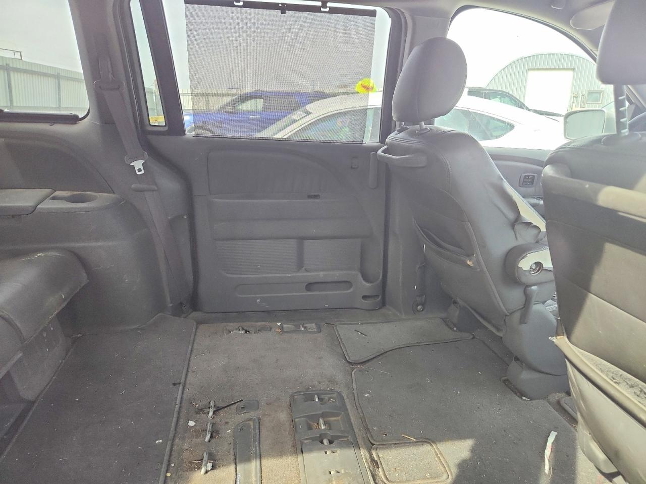 2008 Honda Odyssey Touring Silver vin: 5FNRL38998B043154
