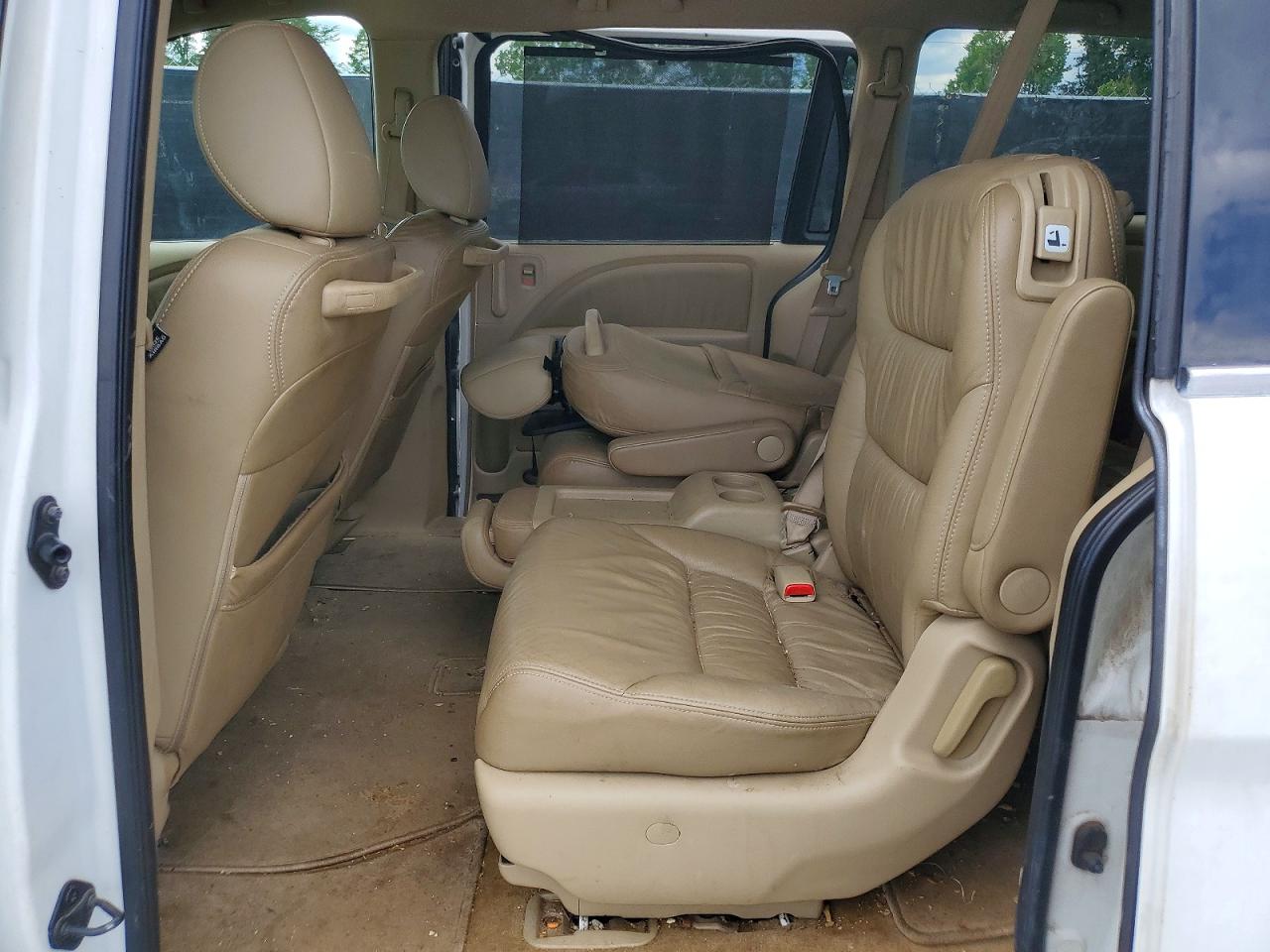 2008 Honda Odyssey Touring White vin: 5FNRL38998B049861