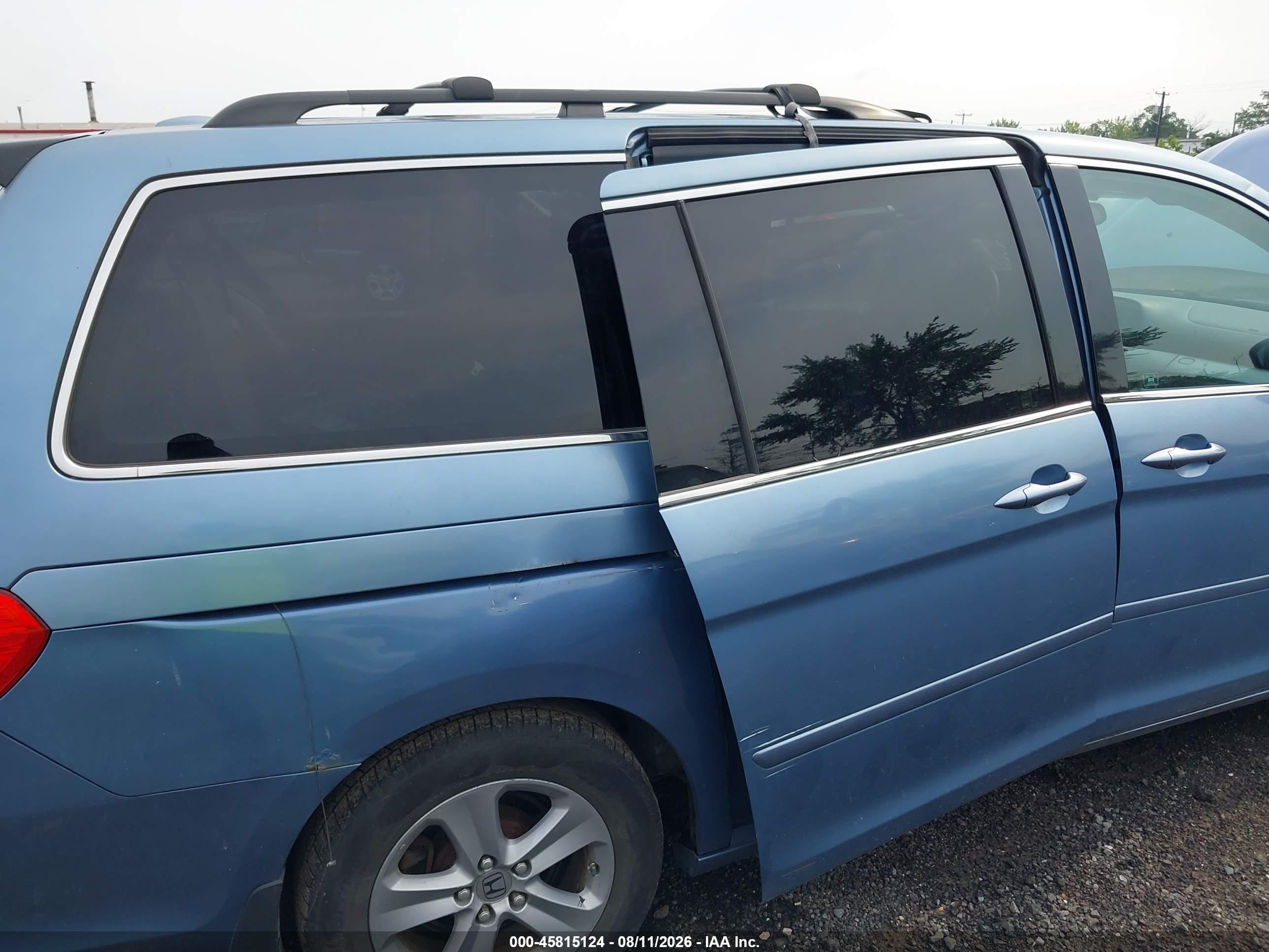 2009 Honda Odyssey Touring Blue vin: 5FNRL38999B000340