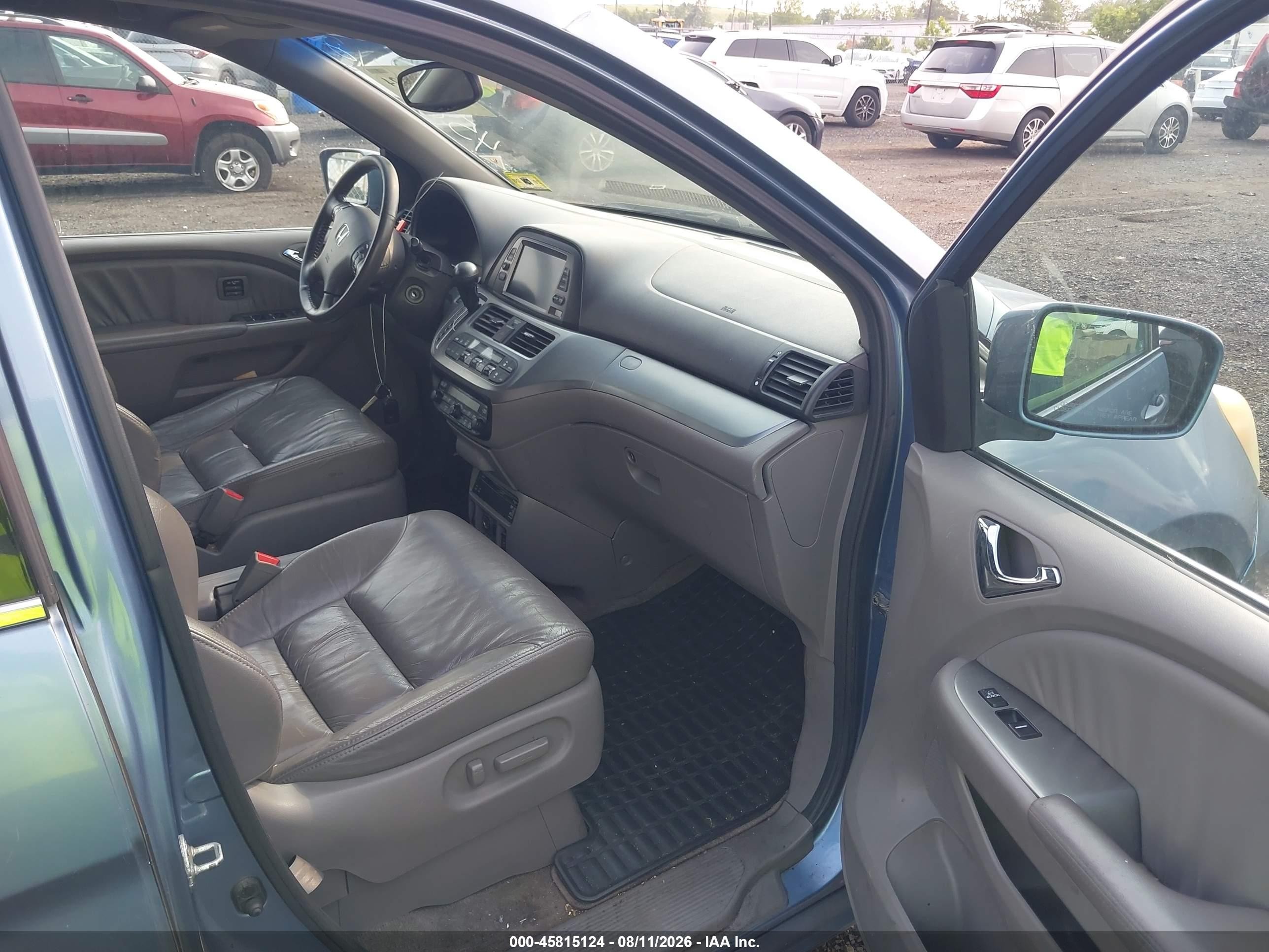 2009 Honda Odyssey Touring Blue vin: 5FNRL38999B000340