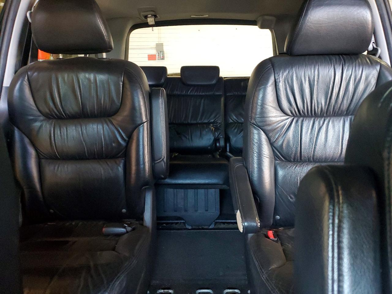 2008 Honda Odyssey Touring Серебряный vin: 5FNRL389X8B025374