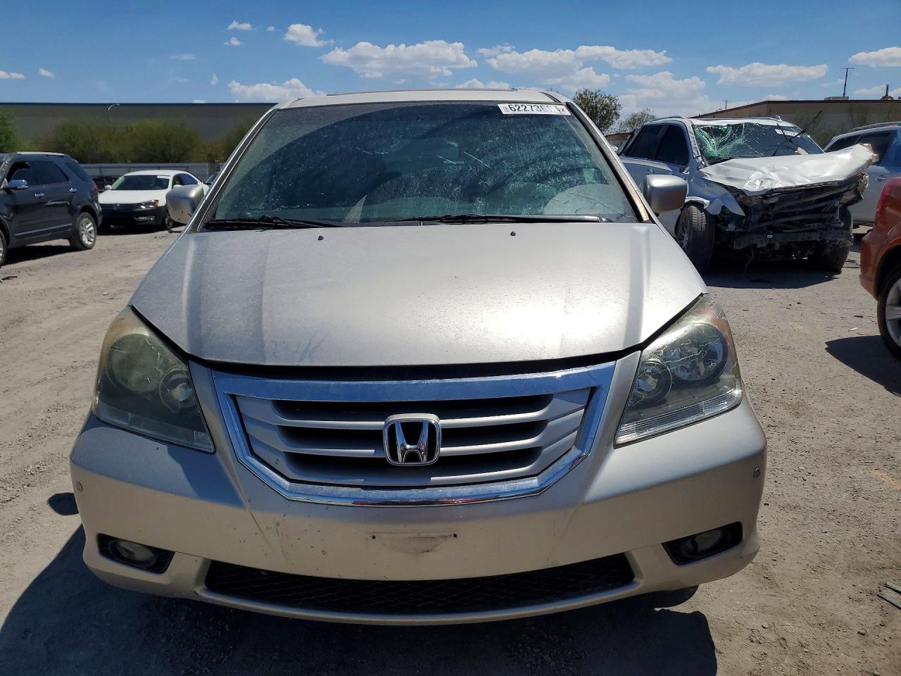 2009 Honda Odyssey Touring Silver vin: 5FNRL389X9B057968